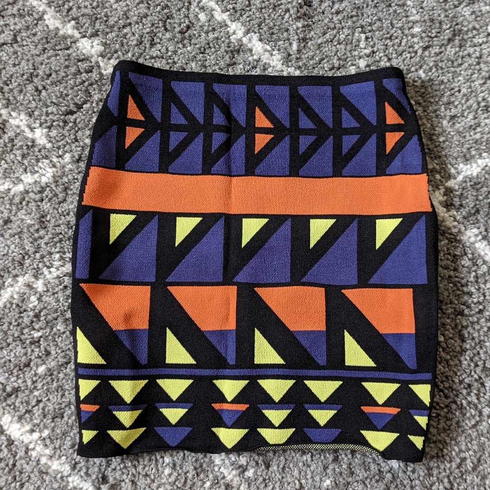 Rachel Roy knit Aztec print mini sz:XS